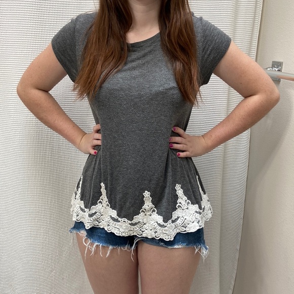 Xhilaration Tops - Women’s Xhilaration gray flowy lace embellished short sleeve top. Size medium.
